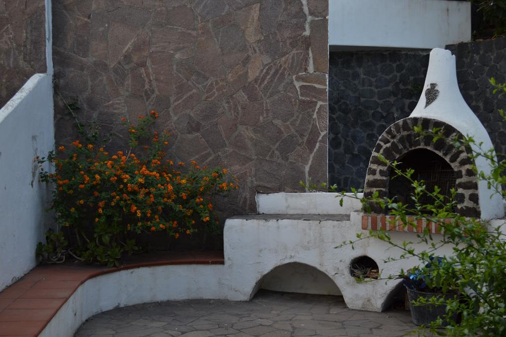 Villa Schicciolina Stromboli Esterno foto